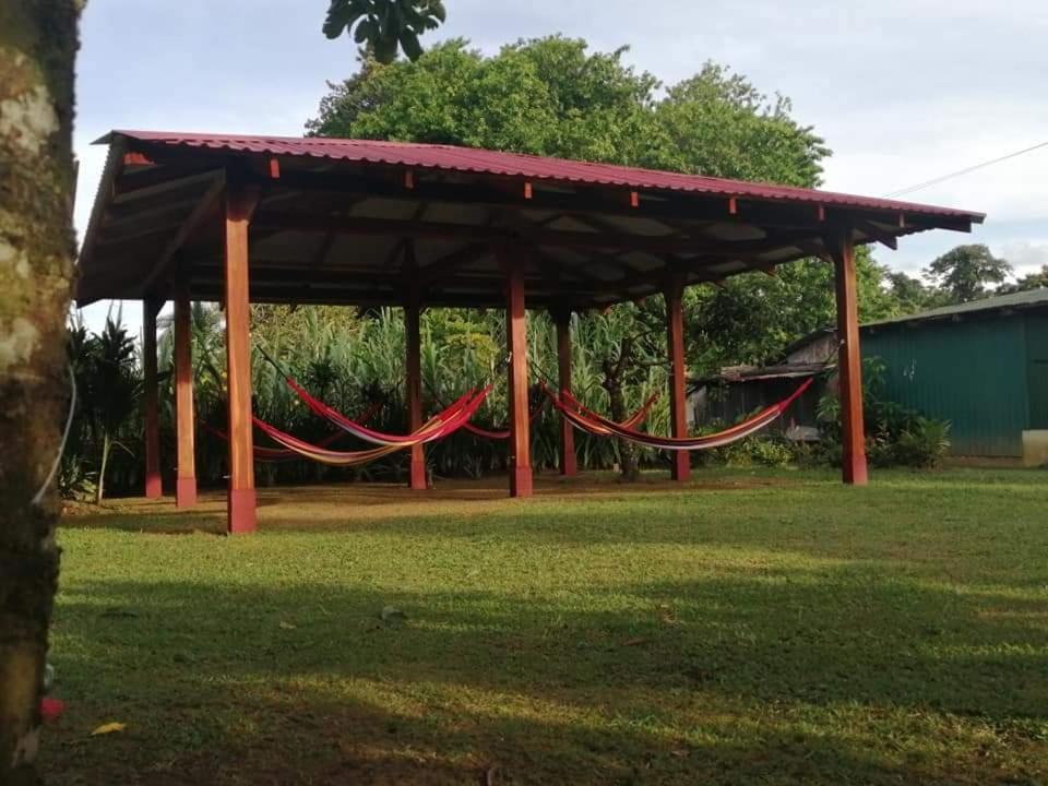 Hotel Cabañas Daneysha Tortuguero Exterior foto